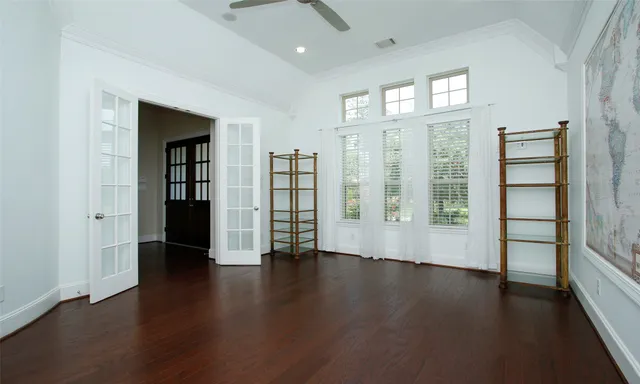 $7,990 | 39 Paloma Bend Place, Spring, TX 77389