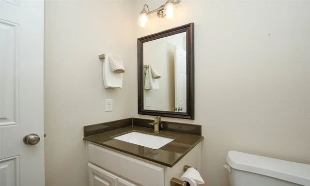 $7,990 | 39 Paloma Bend Place, Spring, TX 77389