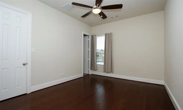 $7,990 | 39 Paloma Bend Place, Spring, TX 77389