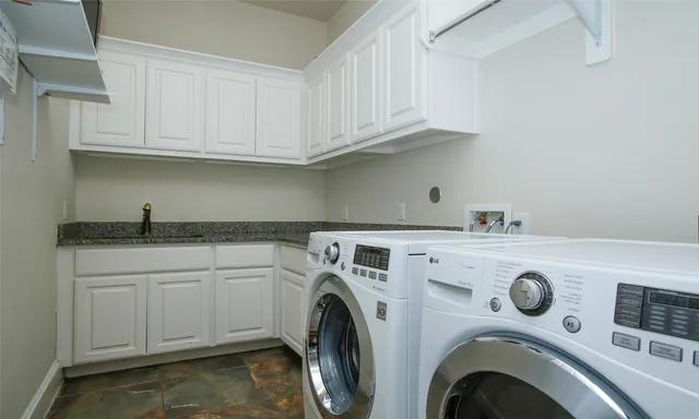 $7,990 | 39 Paloma Bend Place, Spring, TX 77389