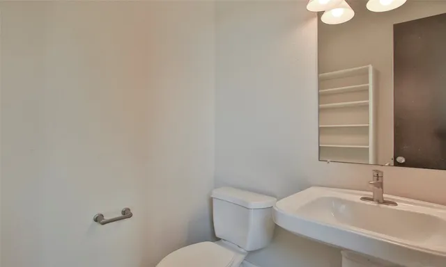 $7,990 | 39 Paloma Bend Place, Spring, TX 77389