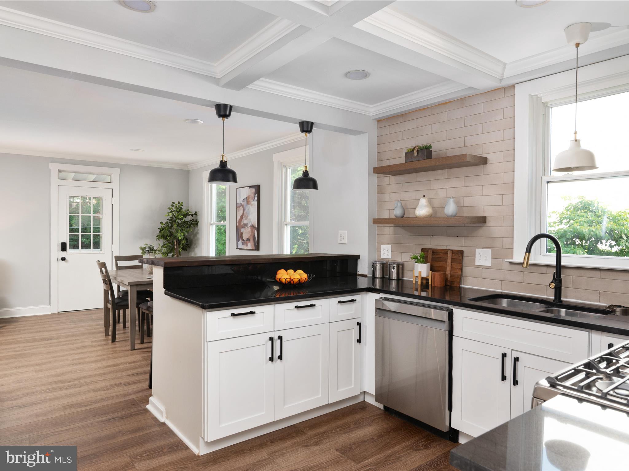 1119 Overbrook Road Baltimore, MD 21239 - Photo 13 of 72