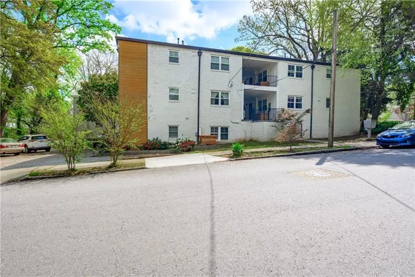 $1,600 | 880 St Charles Avenue Northeast, Unit 5, Atlanta, GA 30306
