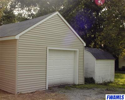 2402 Sand Point Road Fort Wayne, IN 46809 - Photo 2 of 5