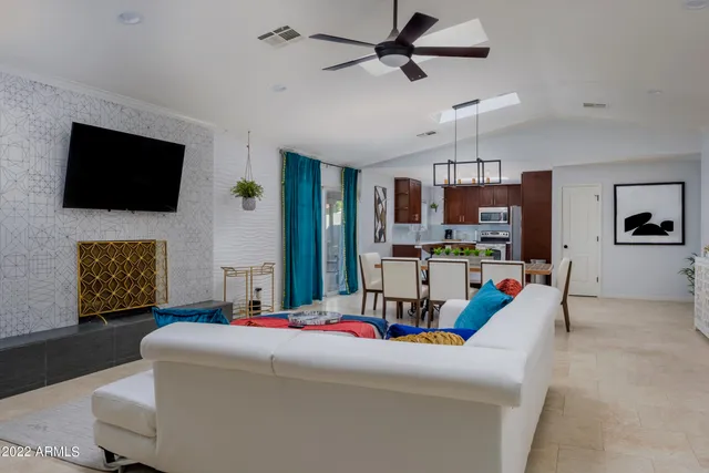 $6,995 | 8338 East Monterosa Street, Scottsdale, AZ 85251