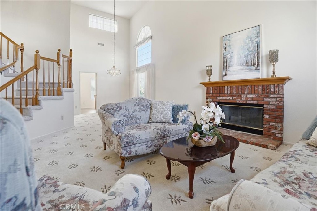 6721 Silver Oak Place Riverside, CA 92506 - Photo 8 of 58