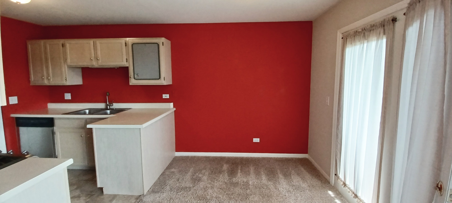 290 Crestview Drive, Unit C Wauconda, IL 60084 - Photo 9 of 19 a bathroom with a sink and a mirror