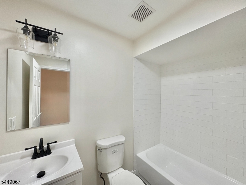 156 Ridgewood Avenue, Unit 1 Newark, NJ 07108 - Photo 39 of 44 Gallery Image 39