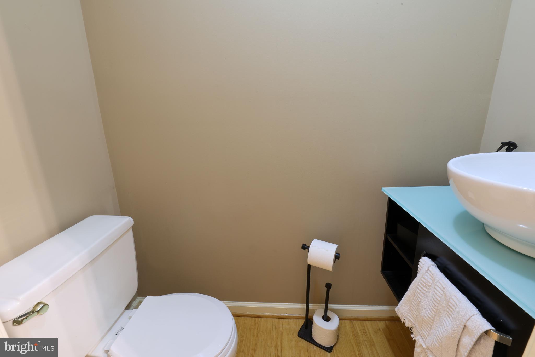 7966 Hidden Bridge Drive Springfield, VA 22153 - Photo 12 of 36