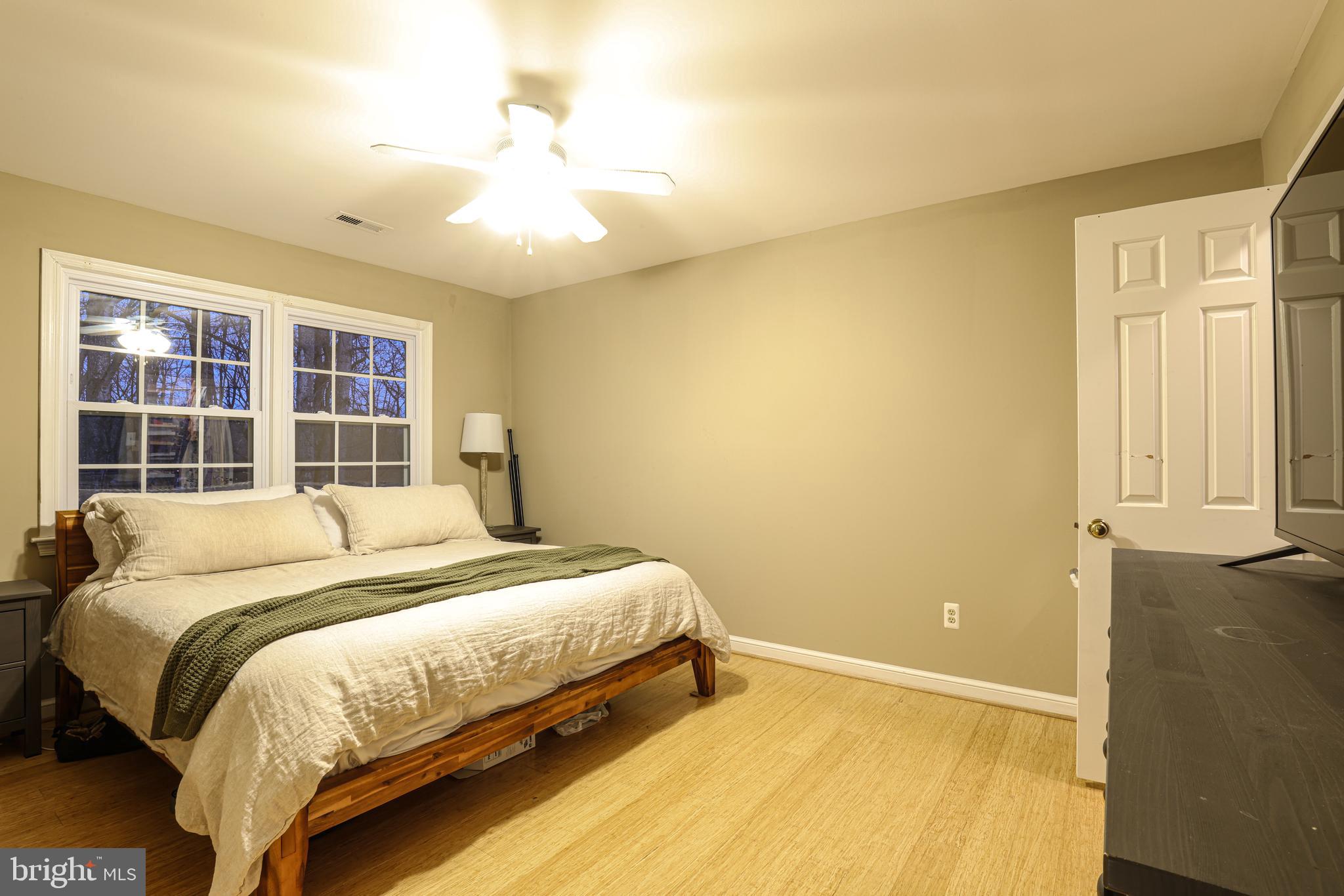 7966 Hidden Bridge Drive Springfield, VA 22153 - Photo 14 of 36