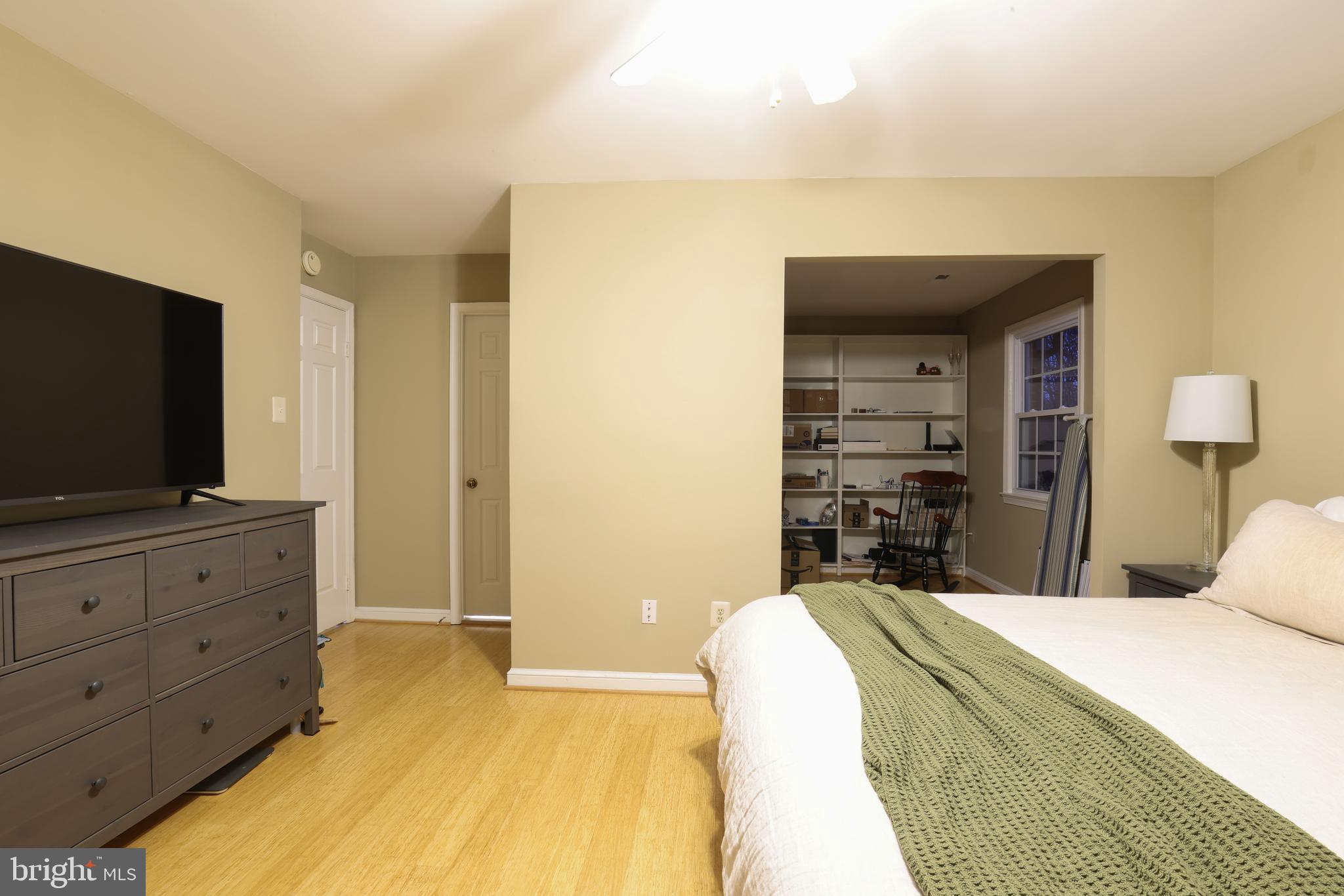 7966 Hidden Bridge Drive Springfield, VA 22153 - Photo 16 of 36