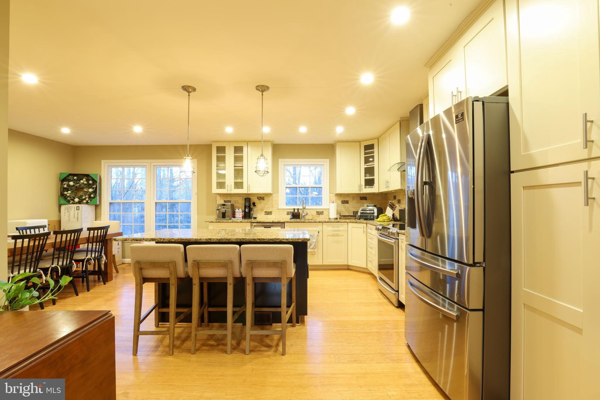 7966 Hidden Bridge Drive Springfield, VA 22153 - Photo 6 of 36