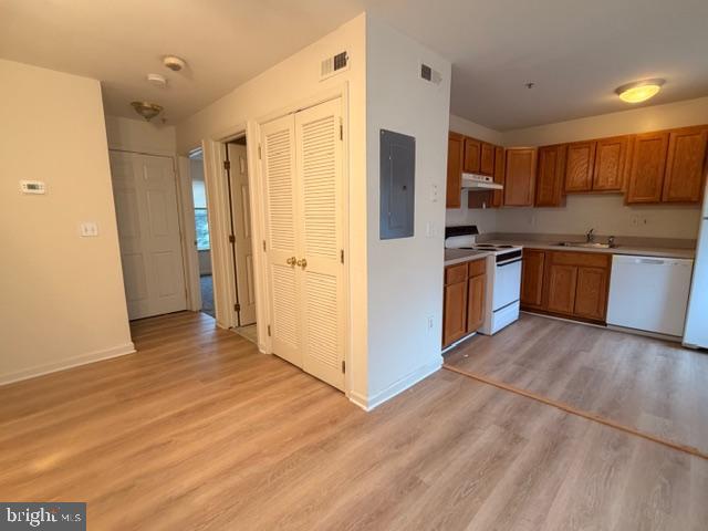 4010 3rd Street, Unit 102 North Beach, MD 20714 - Photo 2 of 6 Kitchen / Family room