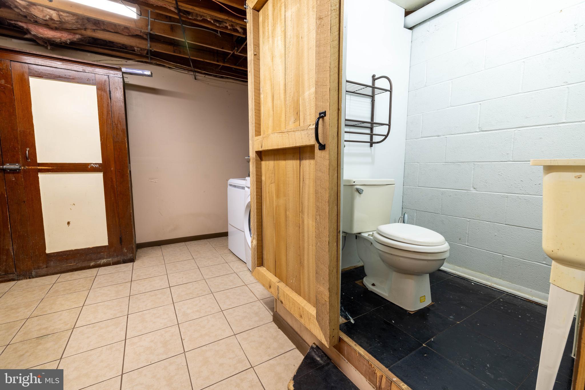 3737 Canterbury Road Harrisburg, PA 17109 - Photo 16 of 25