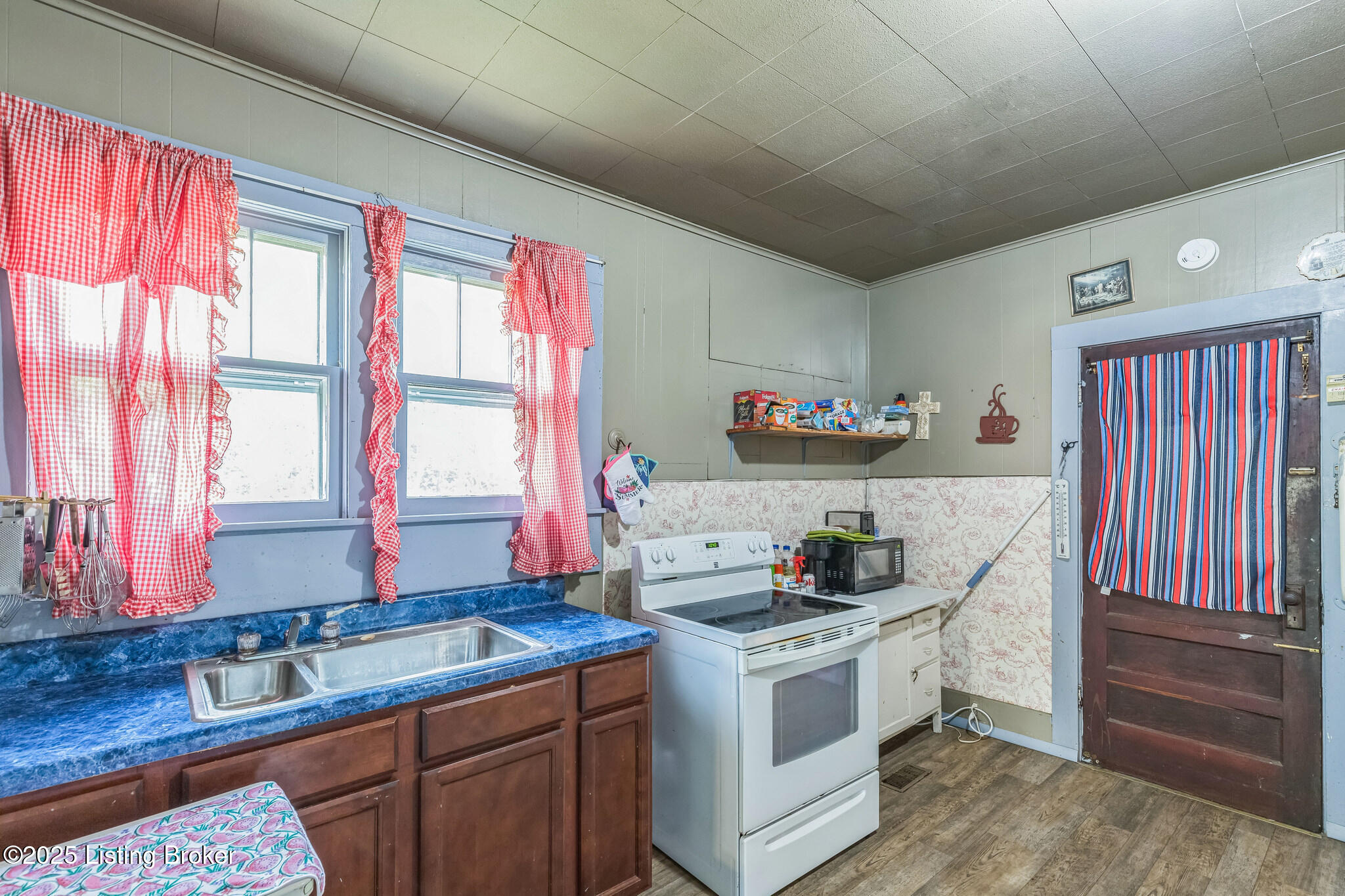 1157 Old Bell High Road Pineville, KY 40977 - Photo 5 of 15 5