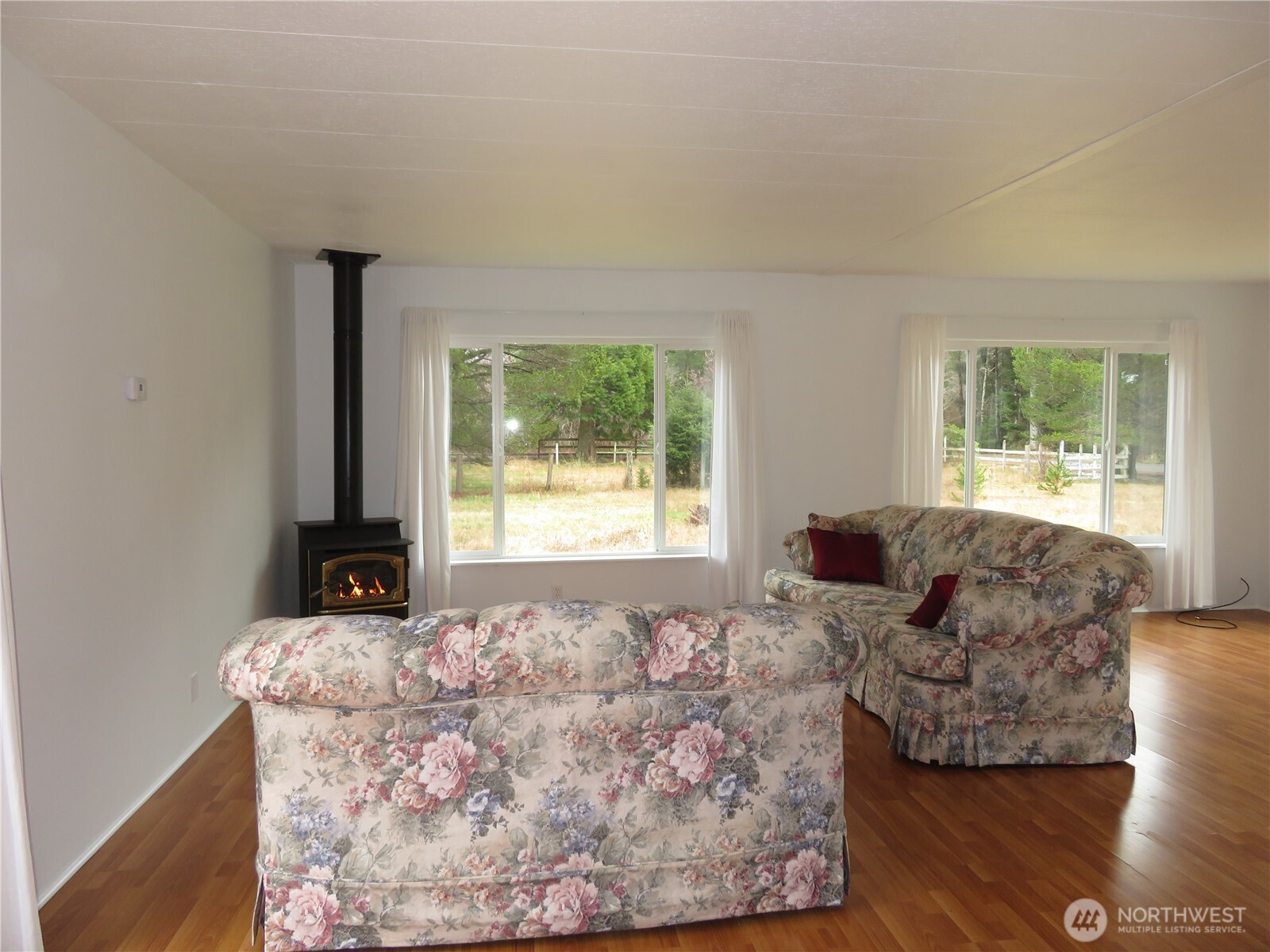 218 Bowes Road Hoquiam, WA 98550 - Photo 11 of 28