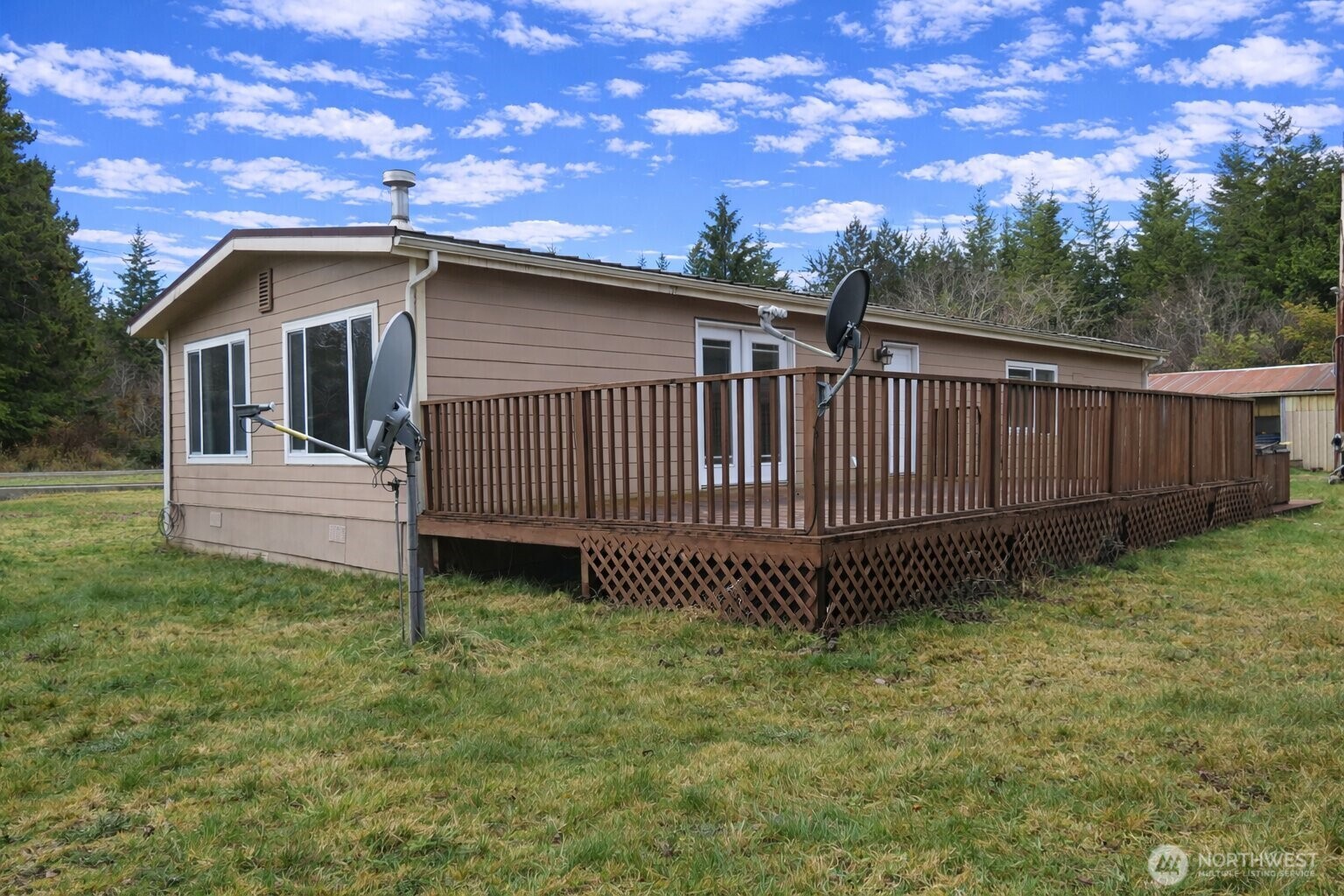 218 Bowes Road Hoquiam, WA 98550 - Photo 4 of 28