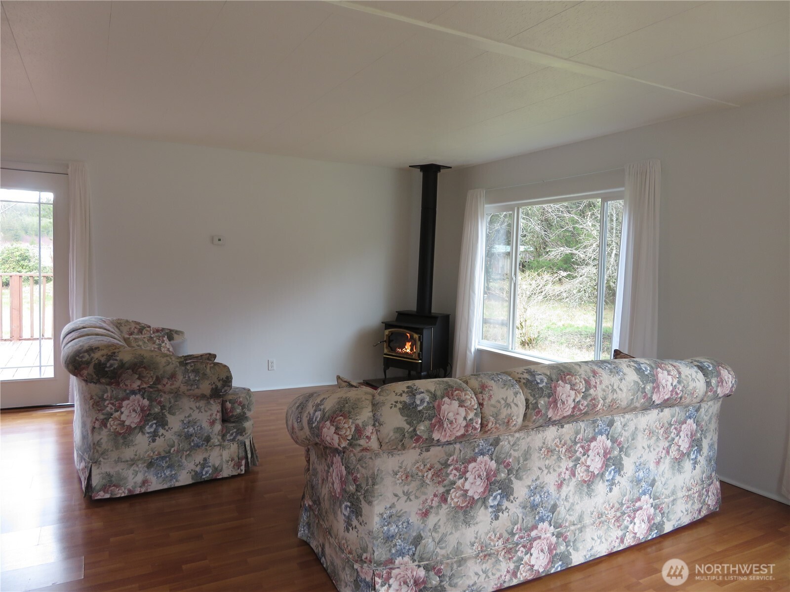 218 Bowes Road Hoquiam, WA 98550 - Photo 10 of 28