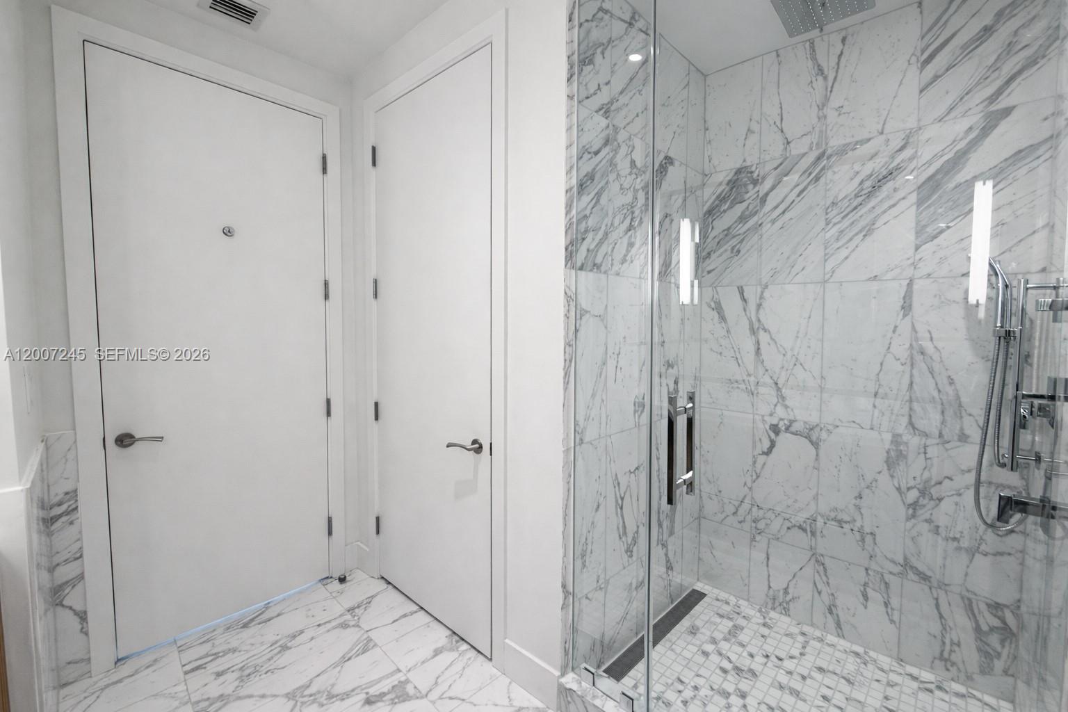 175 Southeast 25th Road, Unit 1204 Miami, FL 33129 - Photo 13 of 39