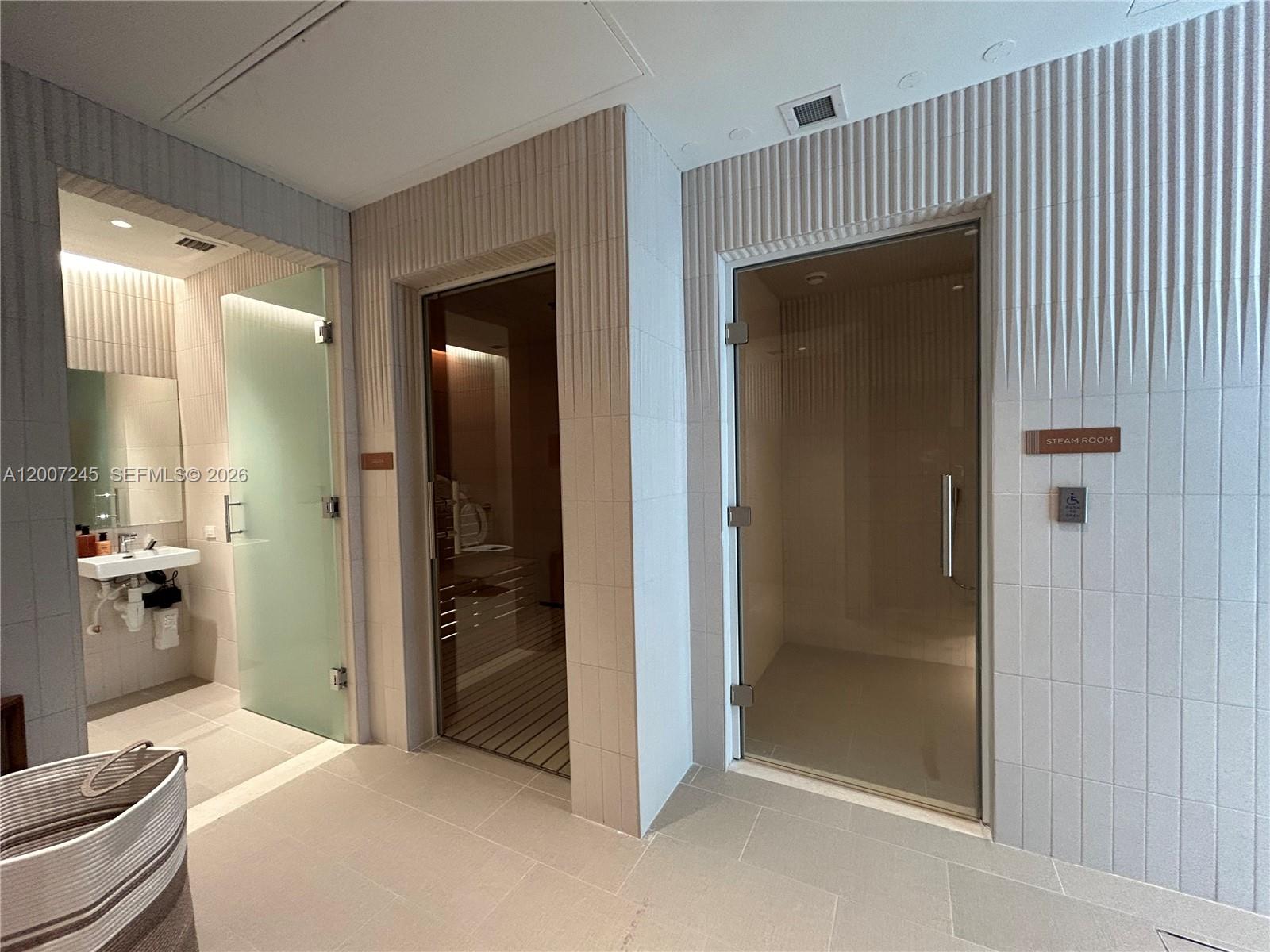 175 Southeast 25th Road, Unit 1204 Miami, FL 33129 - Photo 28 of 39