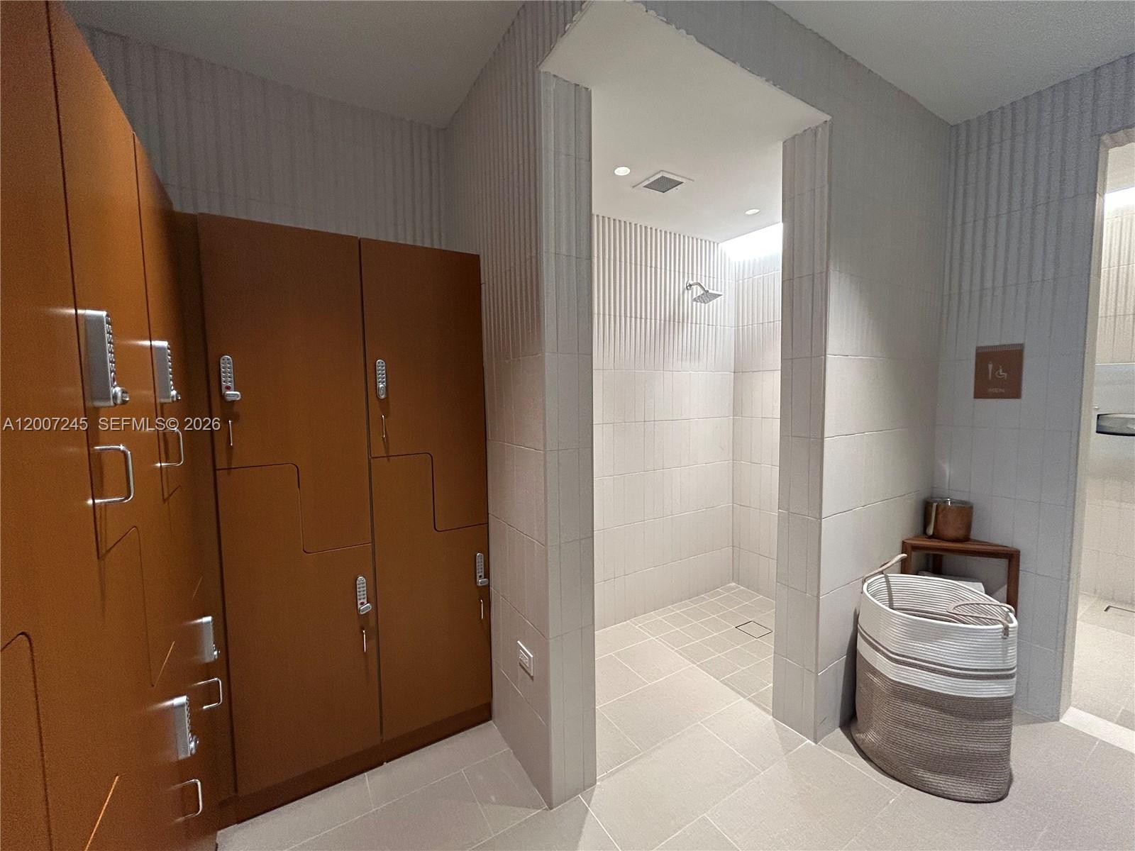 175 Southeast 25th Road, Unit 1204 Miami, FL 33129 - Photo 29 of 39