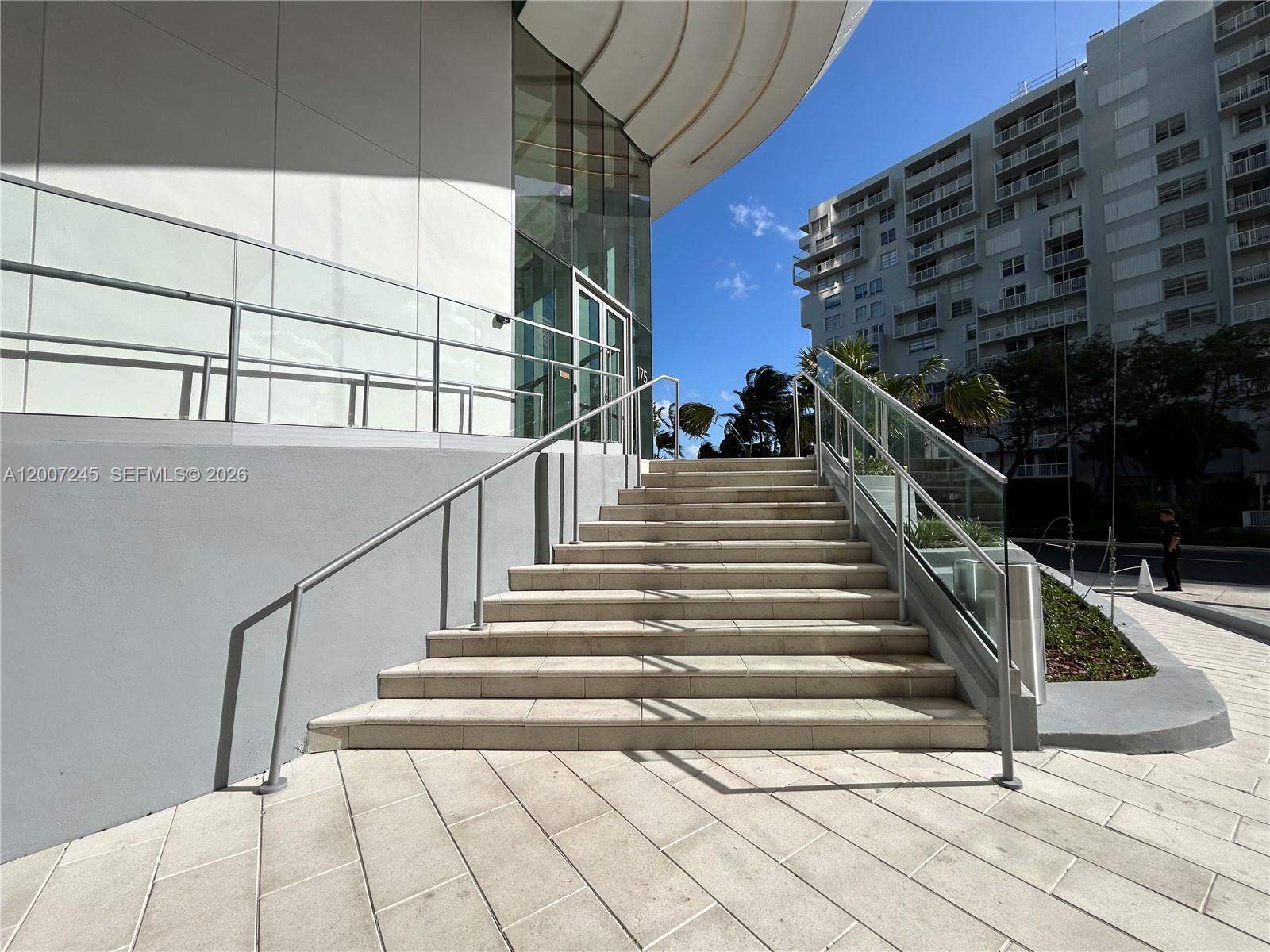 175 Southeast 25th Road, Unit 1204 Miami, FL 33129 - Photo 34 of 39