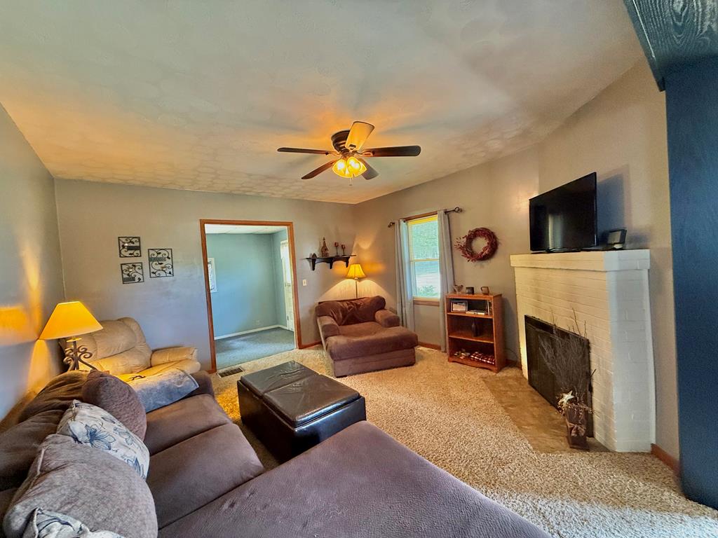 626 Cherrytree Road Franklin, PA 16323 - Photo 27 of 43