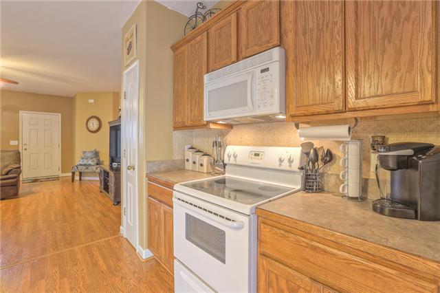 3675 Rutherford Drive Spring Hill, TN 37174 - Photo 7 of 20 Kitchen
