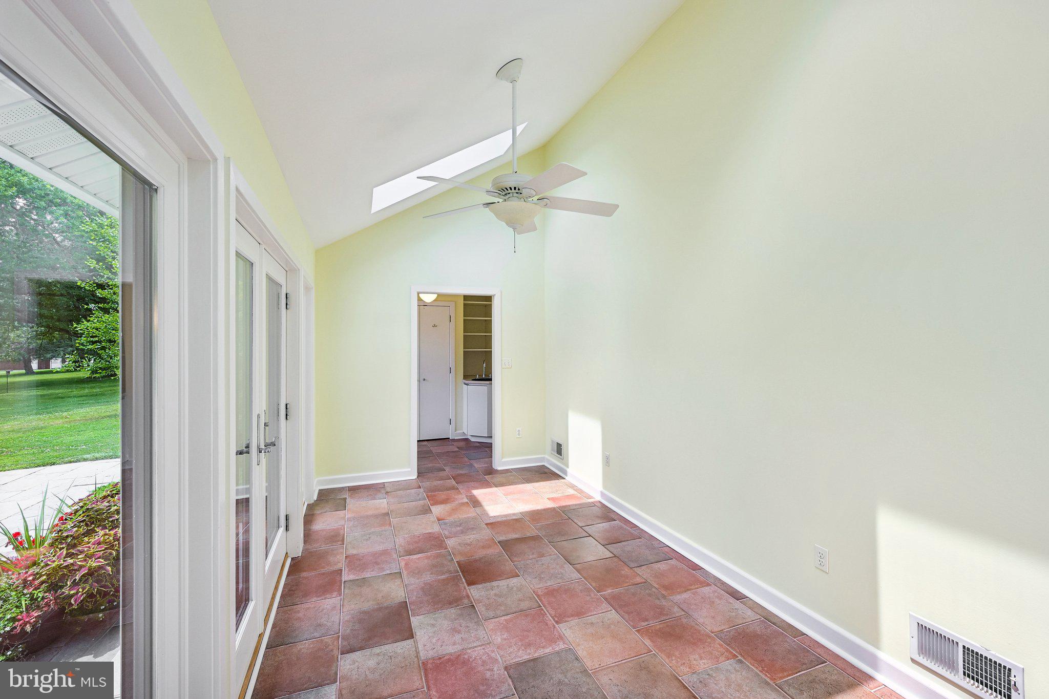 989 Delchester Road Newtown Square, PA 19073 - Photo 47 of 67 Sunroom with access to garage