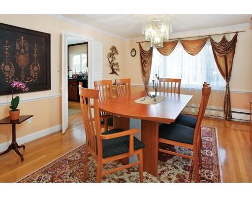 42 Cynthia Road Newton, MA 02459 - Photo 4 of 8