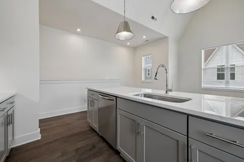 $450,000 | 700 James Avenue, Unit 28, Nashville, TN 37209