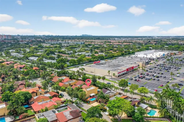 $4,700 | 20424 Northeast 10th Ct Road, Unit 20424, Miami, FL 33179