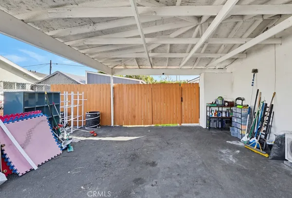 $530,000 | 522 West Cherry Street, Compton, CA 90222