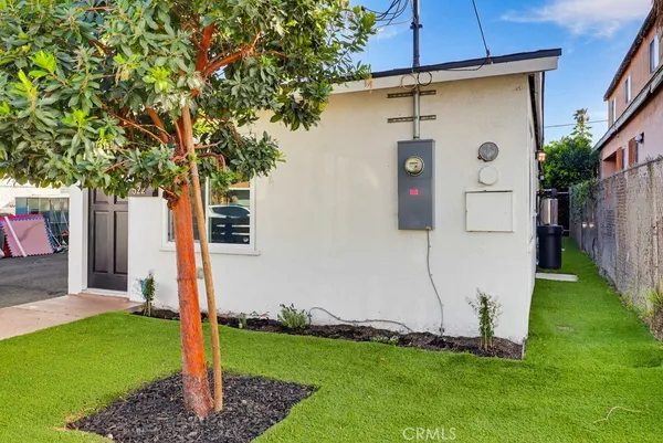 $530,000 | 522 West Cherry Street, Compton, CA 90222