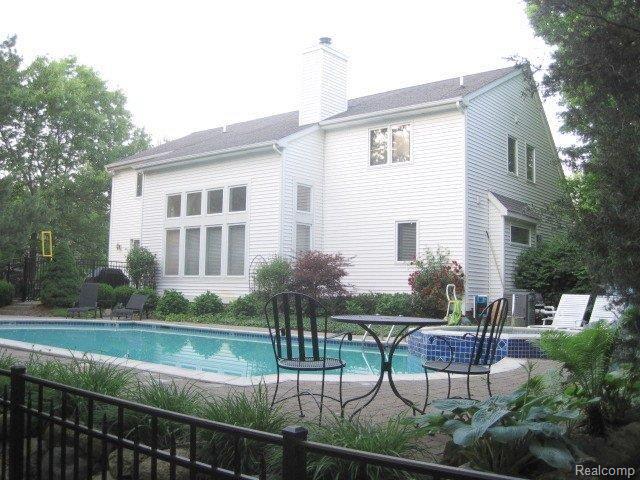 7127 Summit Ridge Brighton, MI 48116 - Photo 22 of 25 22.JPG
