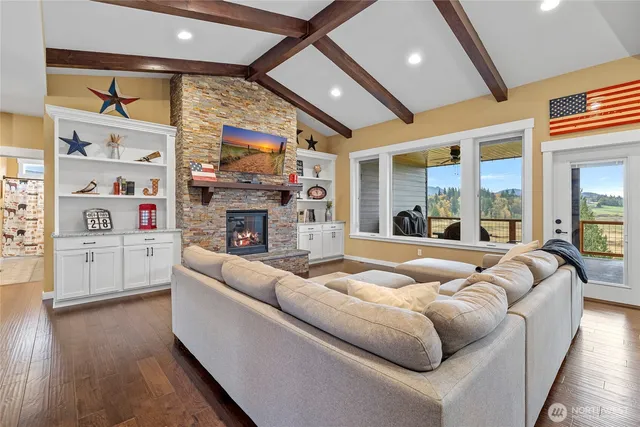 $1,050,000 | 16107 Ascension Way, Mount Vernon, WA 98273