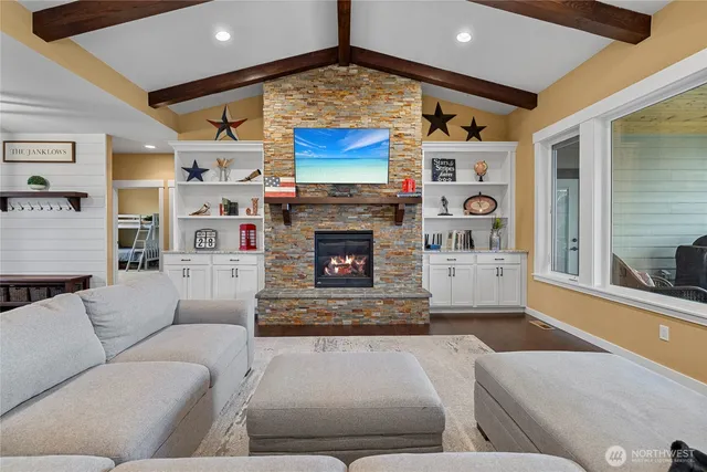 $1,050,000 | 16107 Ascension Way, Mount Vernon, WA 98273