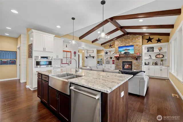 $1,050,000 | 16107 Ascension Way, Mount Vernon, WA 98273