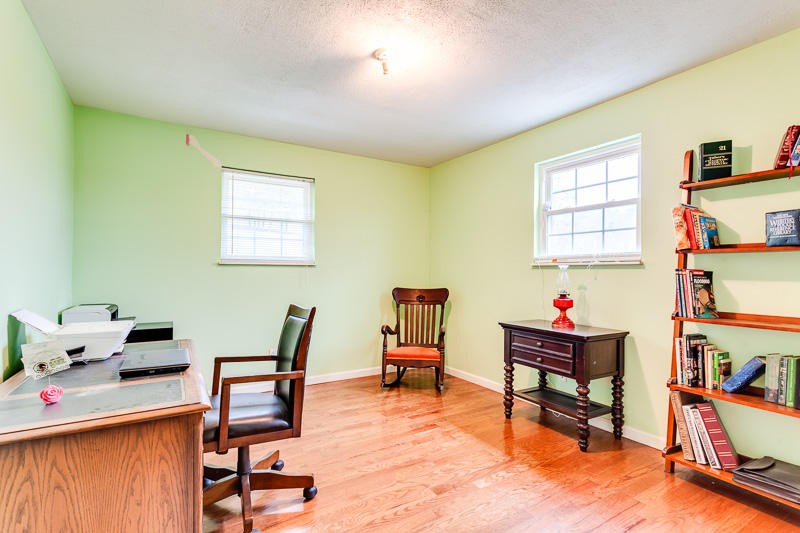 2915 East Raccoon Valley Drive Heiskell, TN 37754 - Photo 13 of 29 Gallery Image 13