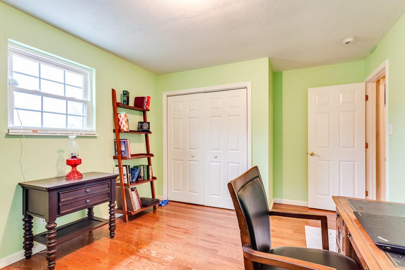 2915 East Raccoon Valley Drive Heiskell, TN 37754 - Photo 14 of 29 Gallery Image 14
