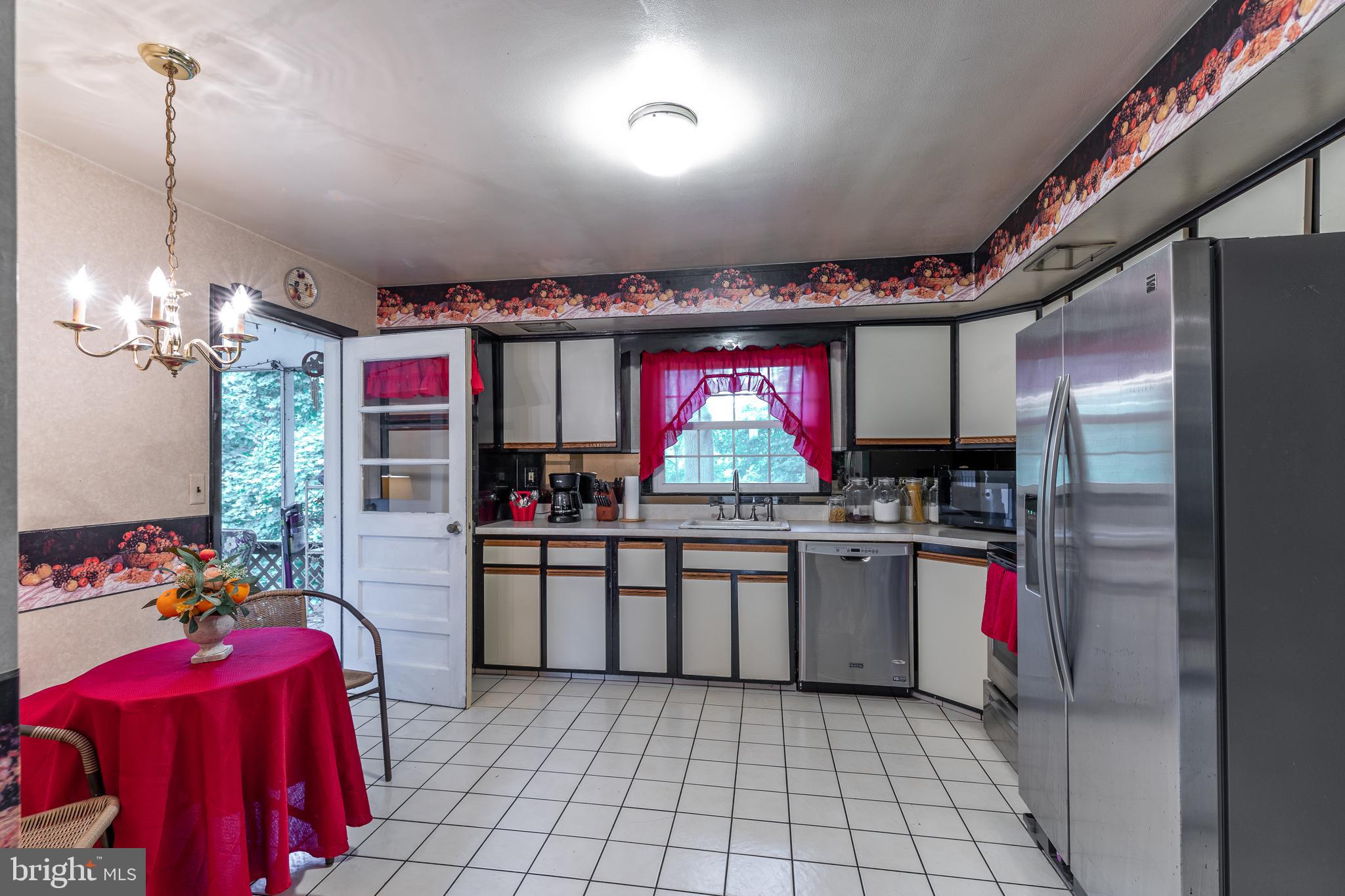722 Beatty Road Springfield, PA 19064 - Photo 12 of 30
