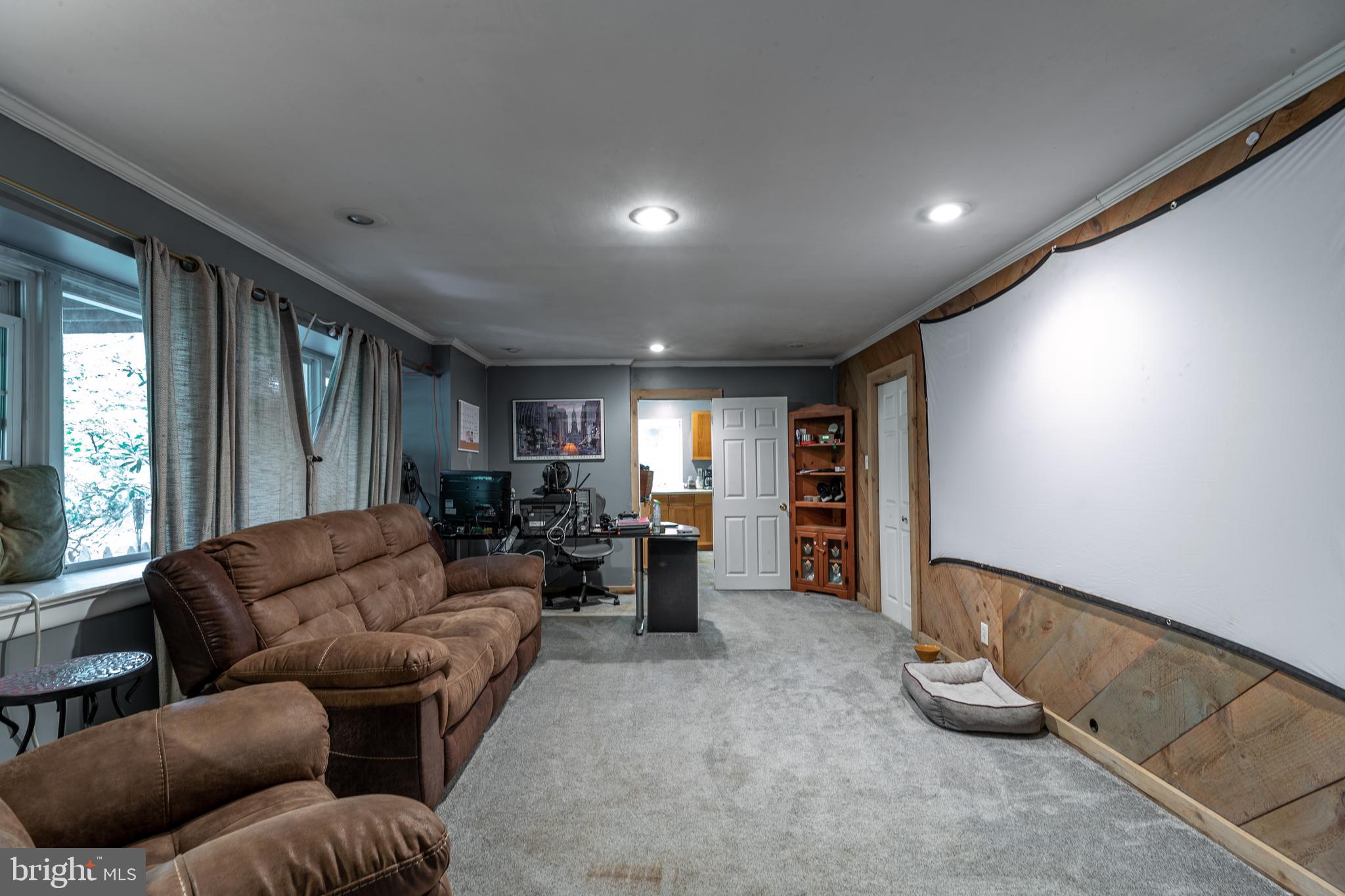 722 Beatty Road Springfield, PA 19064 - Photo 8 of 30