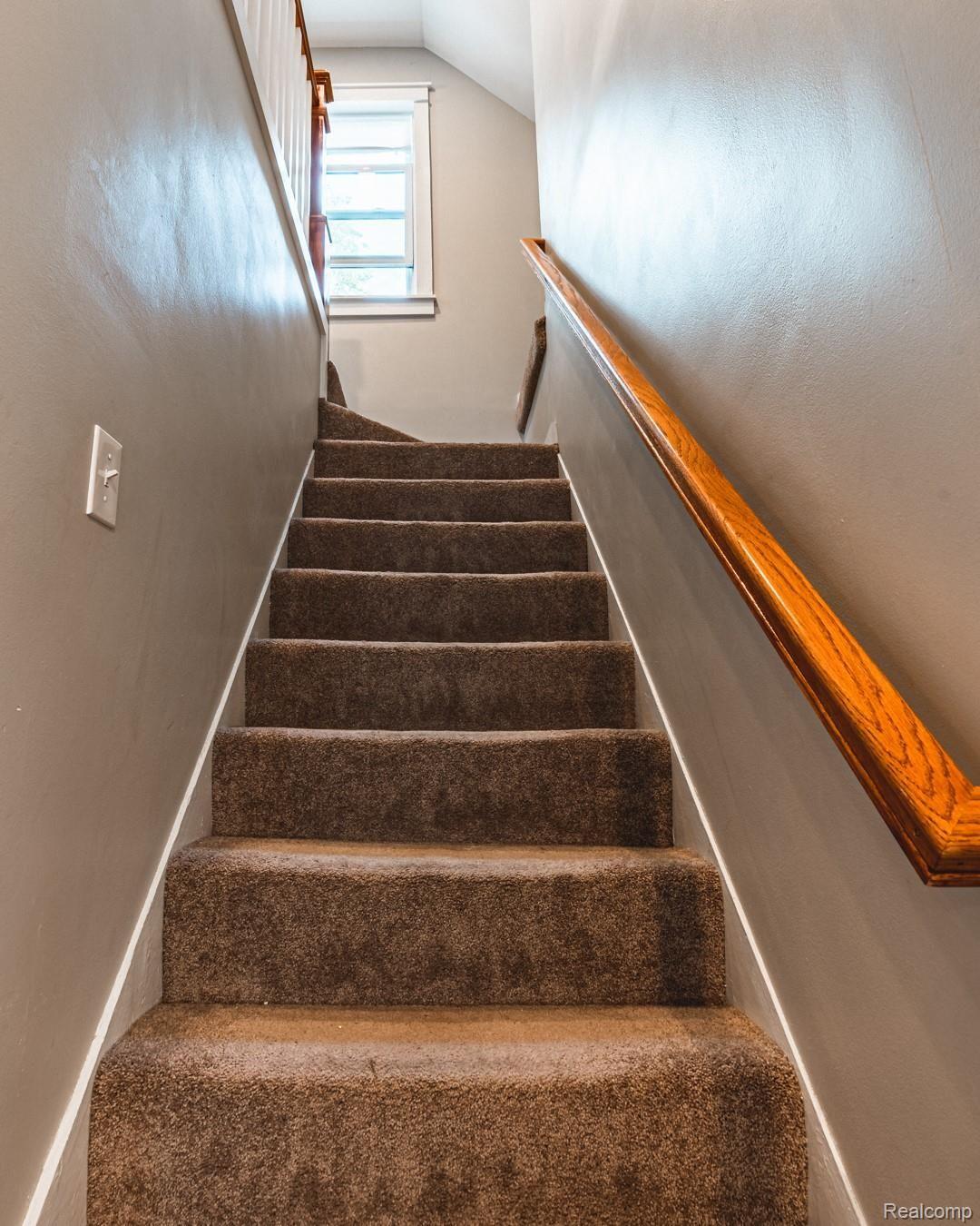 2656 Wakefield Road Berkley, MI 48072 - Photo 17 of 38 2656 Wakefield 4x5-4.jpg