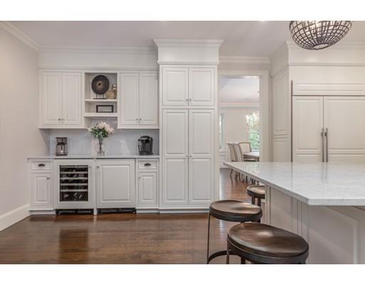 20 Deerfield Road Wellesley, MA 02481 - Photo 8 of 32