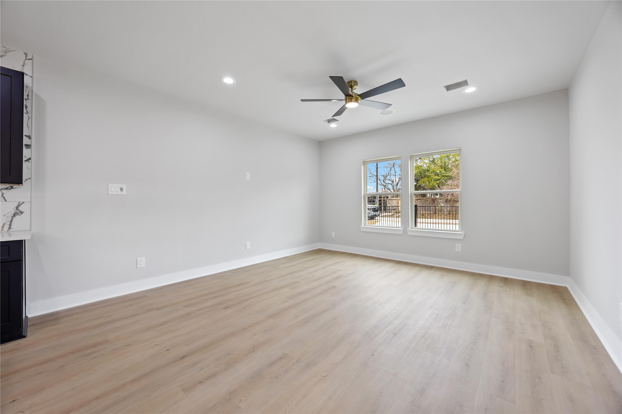 8310 Mariah Street, Unit A/B Houston, TX 77051 - Photo 31 of 36