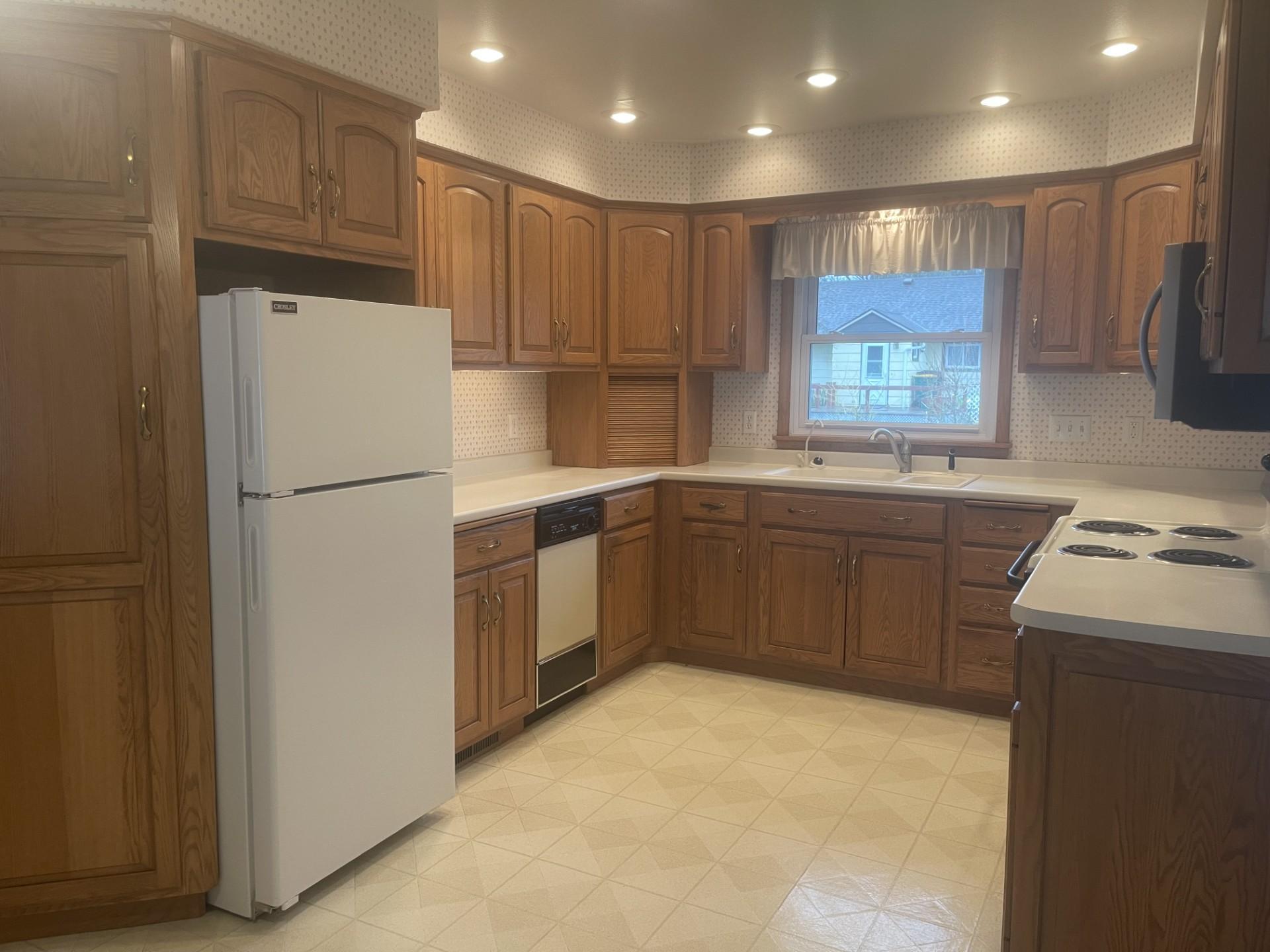 775 2nd Street East Tracy, MN 56175 - Photo 2 of 23