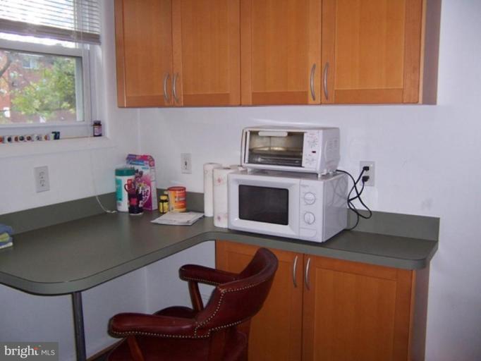 3811 Bancroft Road Baltimore, MD 21215 - Photo 4 of 6 Kitchen #2