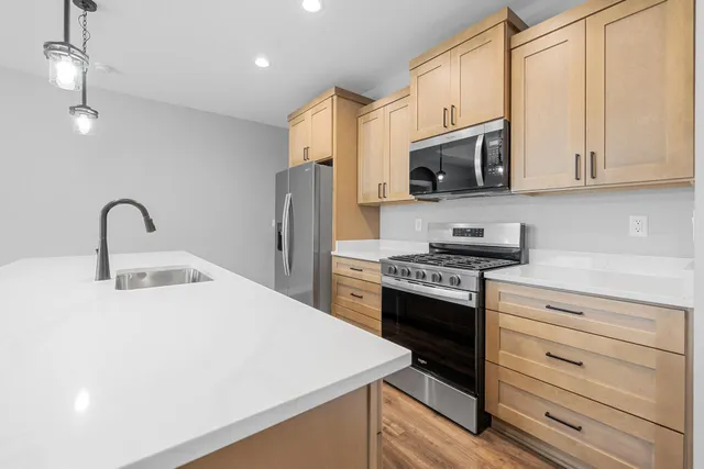 $2,495 | 1867 Woodland Way, Unit 4214, Slinger, WI 53086