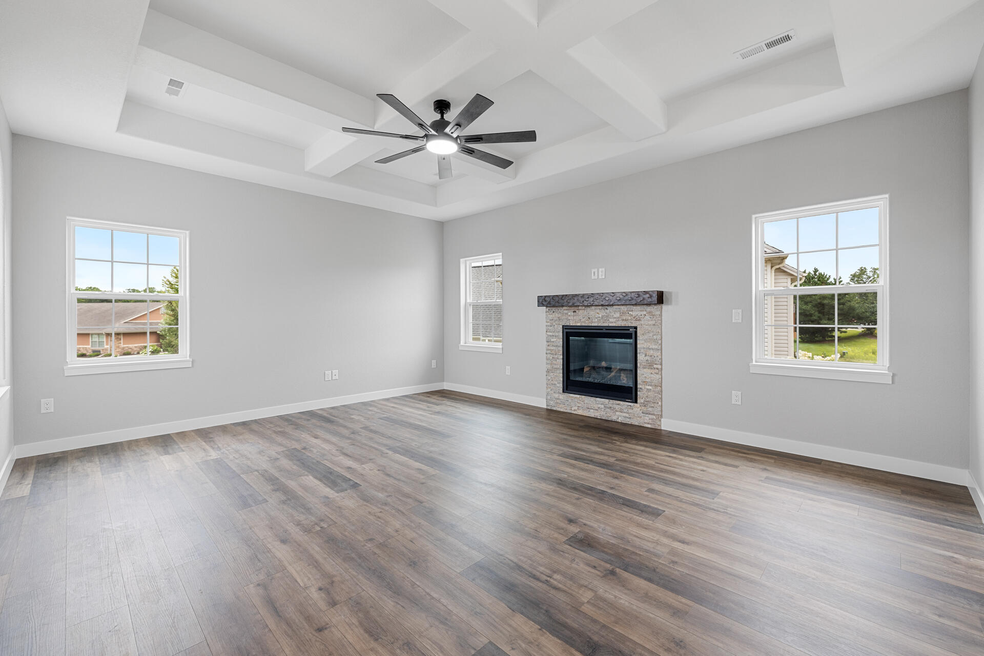 1867 Woodland Way, Unit 4214 Slinger, WI 53086 - Photo 34 of 58 2-Interior_1887 Woodland Way