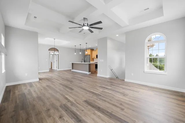 $2,495 | 1867 Woodland Way, Unit 4214, Slinger, WI 53086